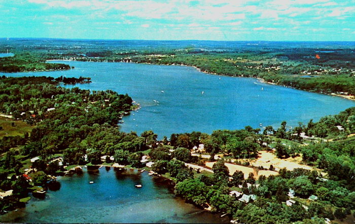 Union Lake Motel - Old Union Lake Post Card